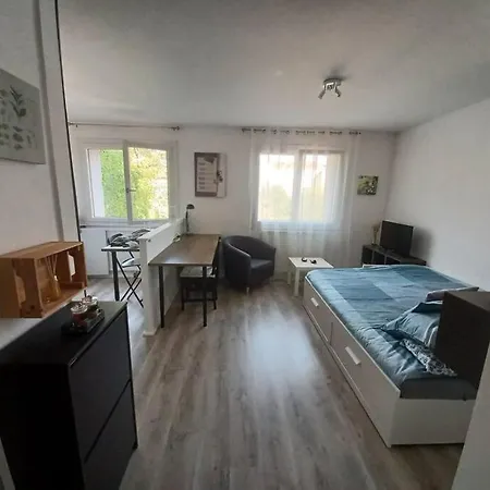 L'escale, A Proximite Immediate De La Gare * Dijon