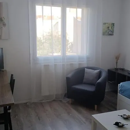 L'escale, A Proximite Immediate De La Gare Apartman Dijon